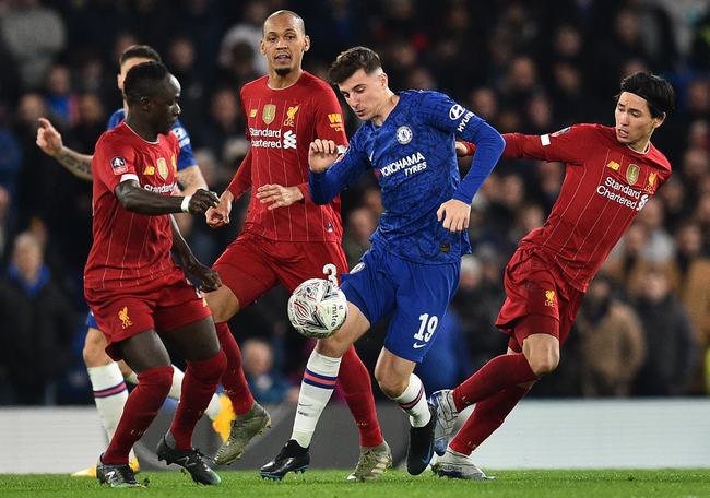 米体：将有一万名左右的那不勒斯球迷远征罗马，警方压力很大